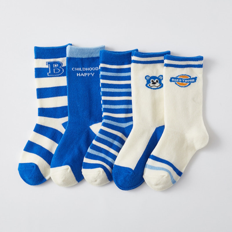 ถุงเท้าเด็ก Klein Blue Letter Men's Cotton Socks College สไตล์การระบายอากาศกลางถุงเท้า ถุงเท้าเด็ก Klein Blue Letter Men's Cotton Socks College สไตล์การระบายอากาศกลางถุงเท้า